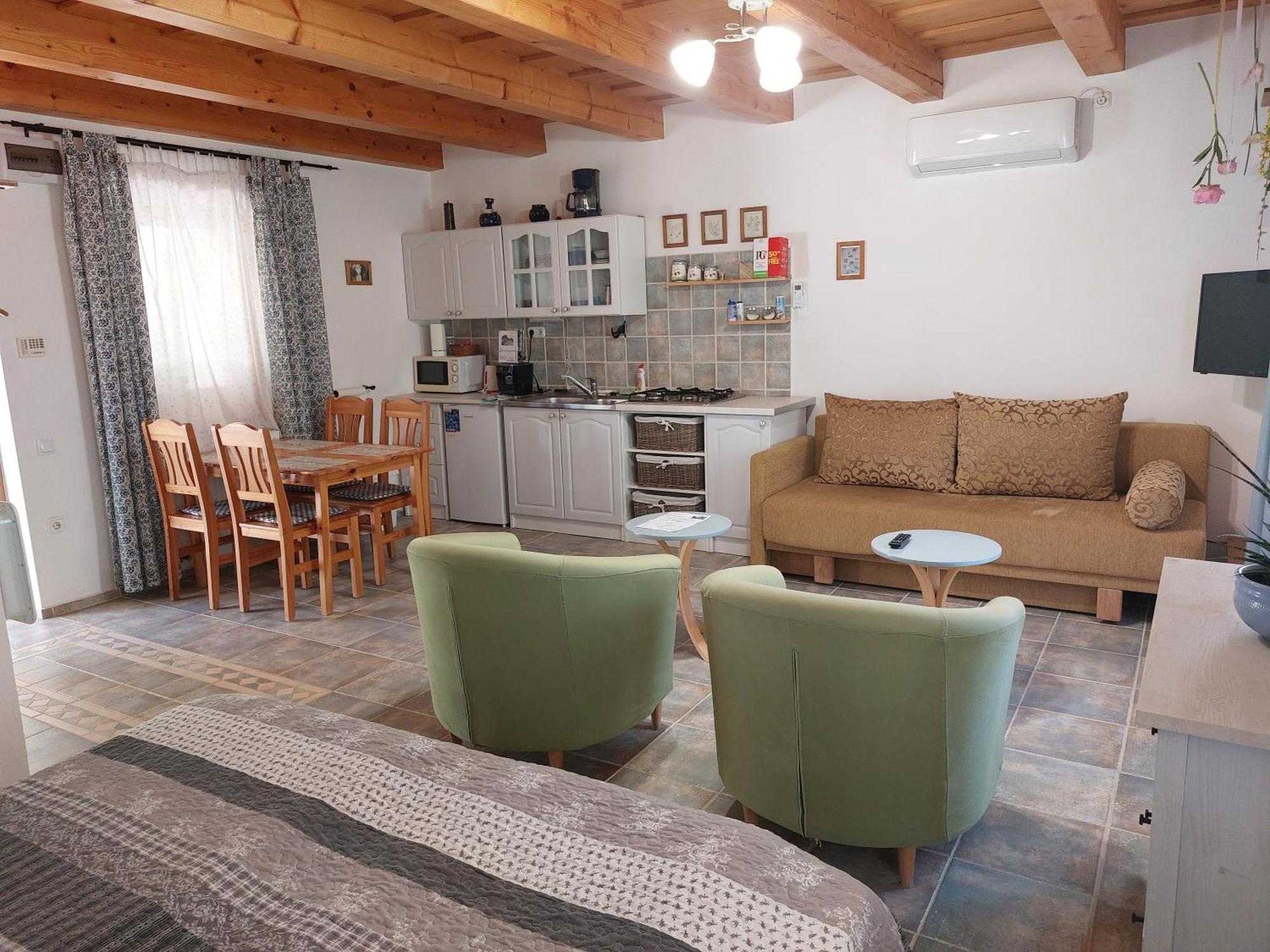 Negy Evszak Apartmanhaz زلاكاروس المظهر الخارجي الصورة