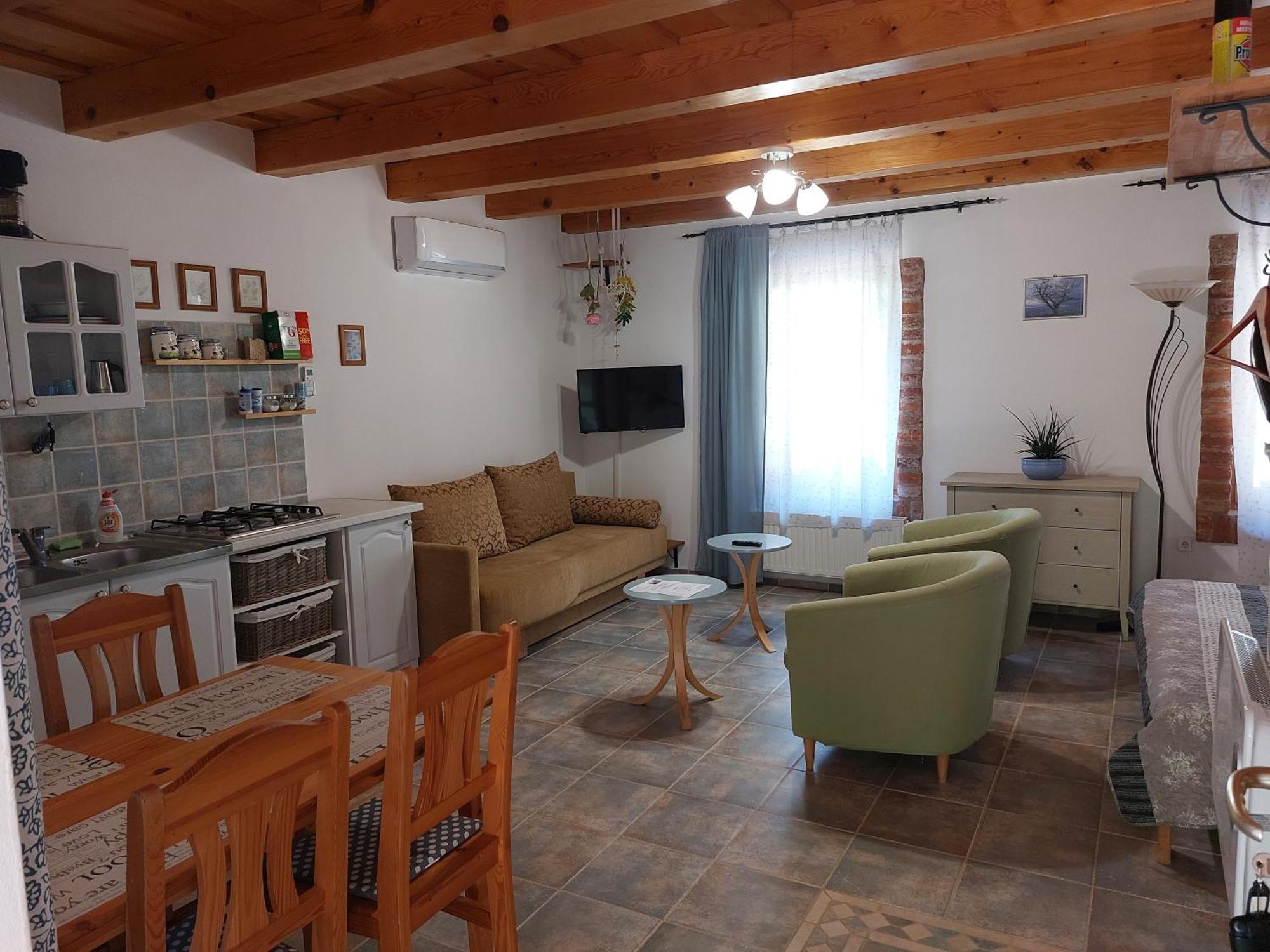 Negy Evszak Apartmanhaz زلاكاروس المظهر الخارجي الصورة